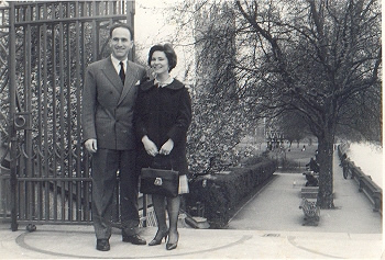 Camilo Dagum y señora