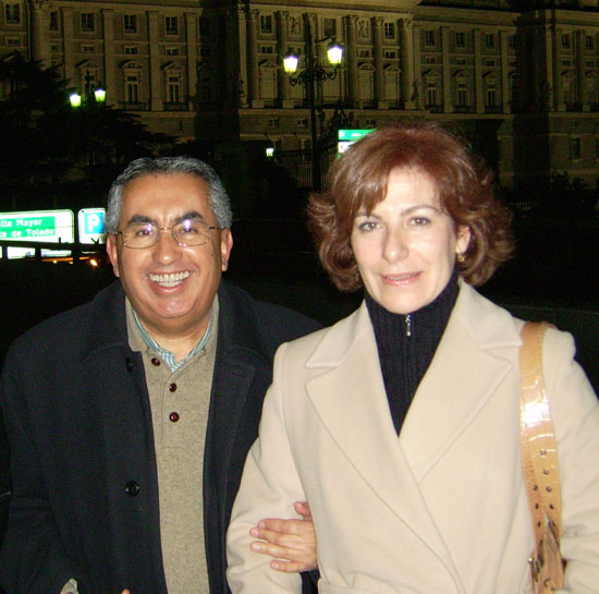 Dr. César R. Fortuny y señora